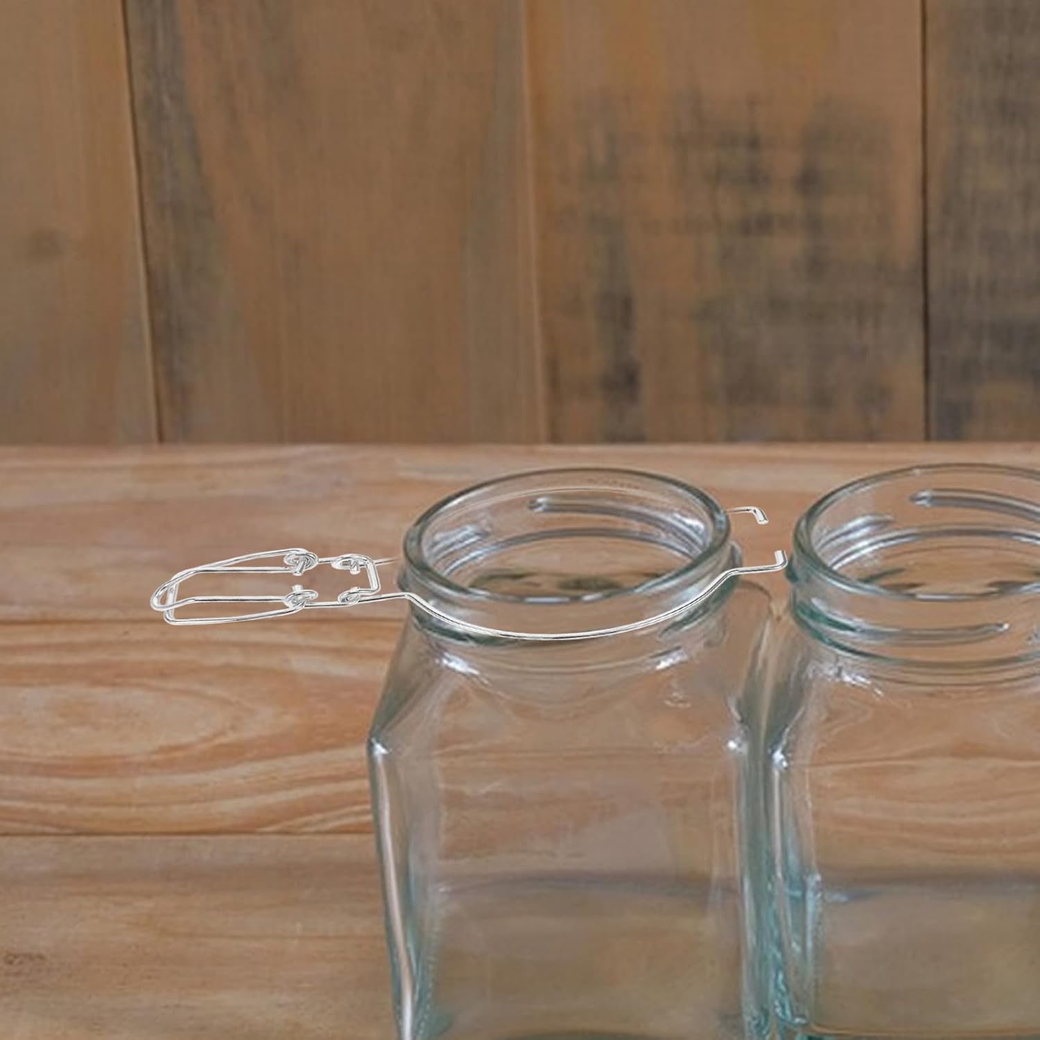 Sturdy stainless steel Mason jar wire hanger with wide mouth