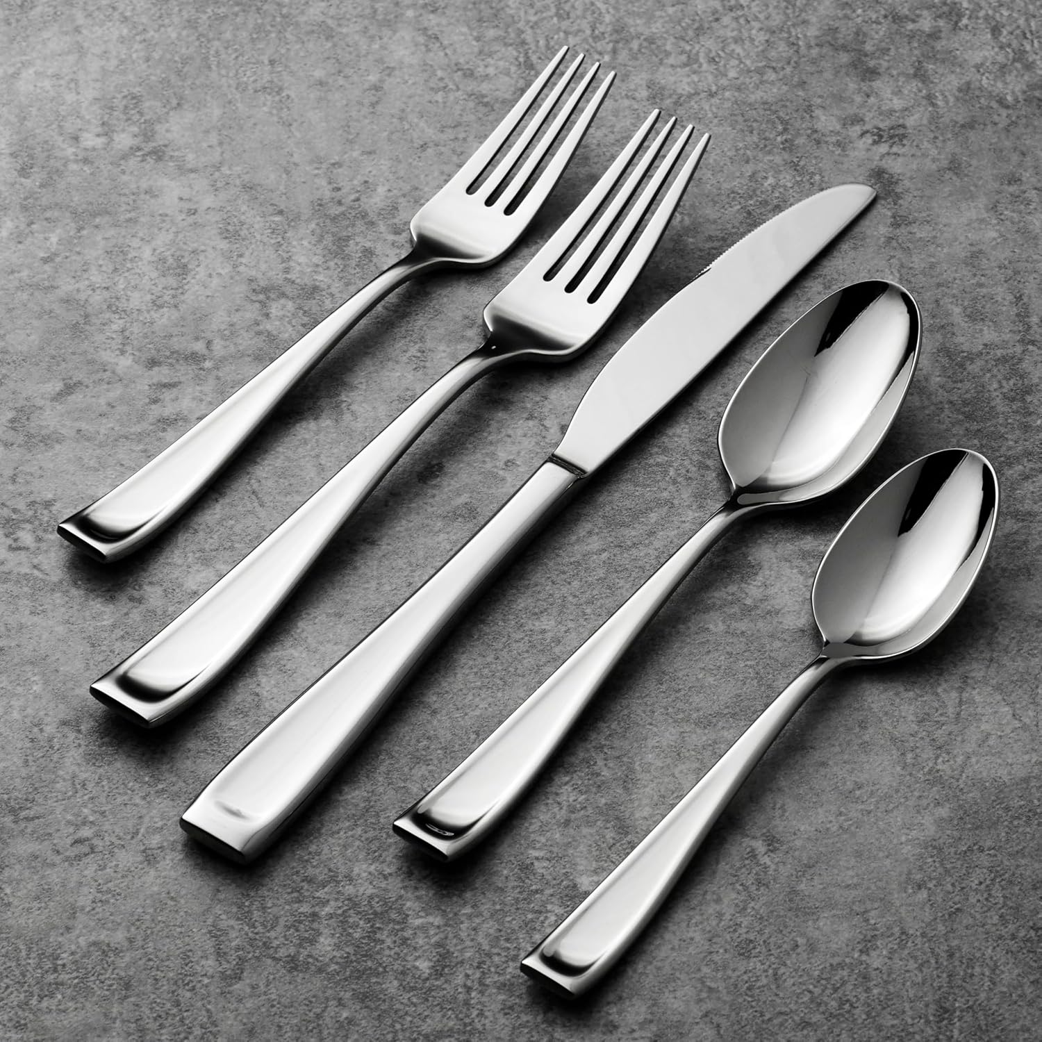 Oneida Moda Dinner Forks Set 4